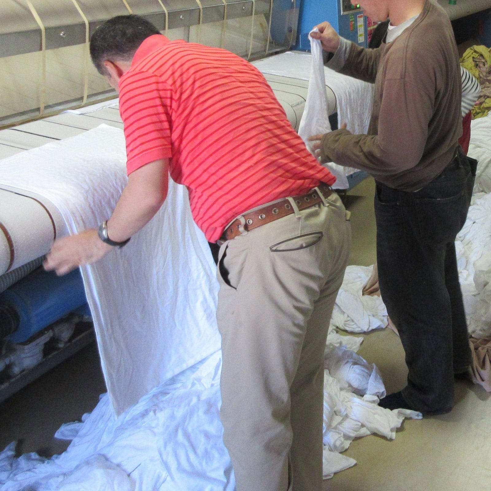 枕カバーのアイロンがけ